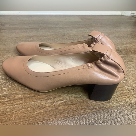 Shoes - Tan Chunky Heel Pumps with Bow